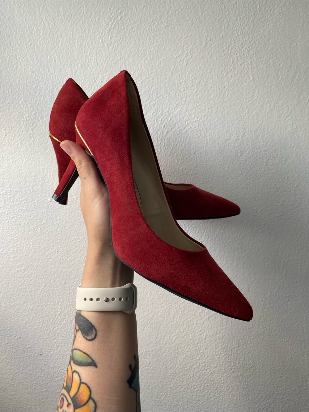Jones New York Red Suede Pointed-Toe Pumps
